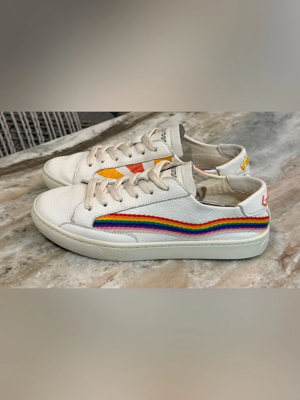 Women’s SOLUDOS The Ibiza classic sneakers- size 7